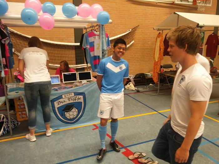 Vijfje op Sportplaza